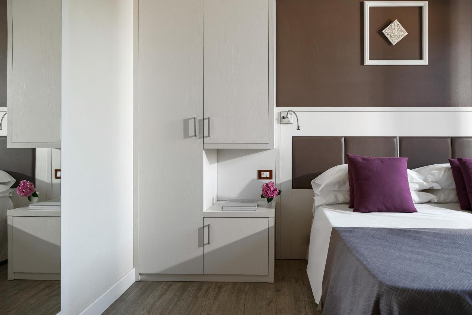 Hotel Azzurra มารินา ดิ เปียตราซันตา ภายนอก รูปภาพ