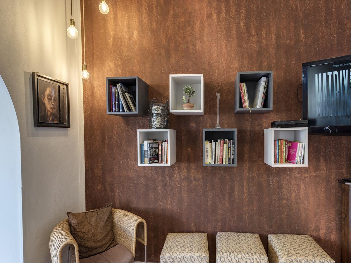Hotel Azzurra มารินา ดิ เปียตราซันตา ภายนอก รูปภาพ